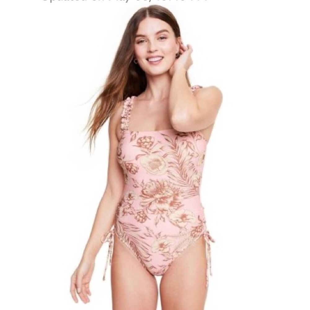 Agua Bendita swimsuit.